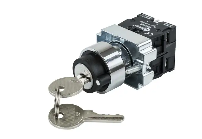Selector switch 3 Position spring return to centre